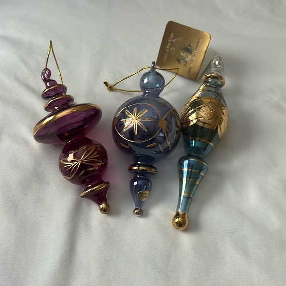 Blue and Gold Holiday Ornaments with Vintage Charm - Picture 4 of 4